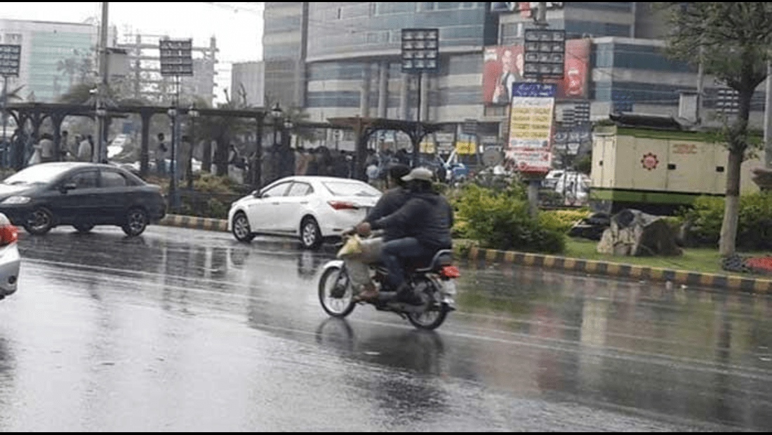 rain in Karachi